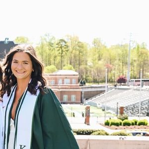 Meet your Posher, Shelby